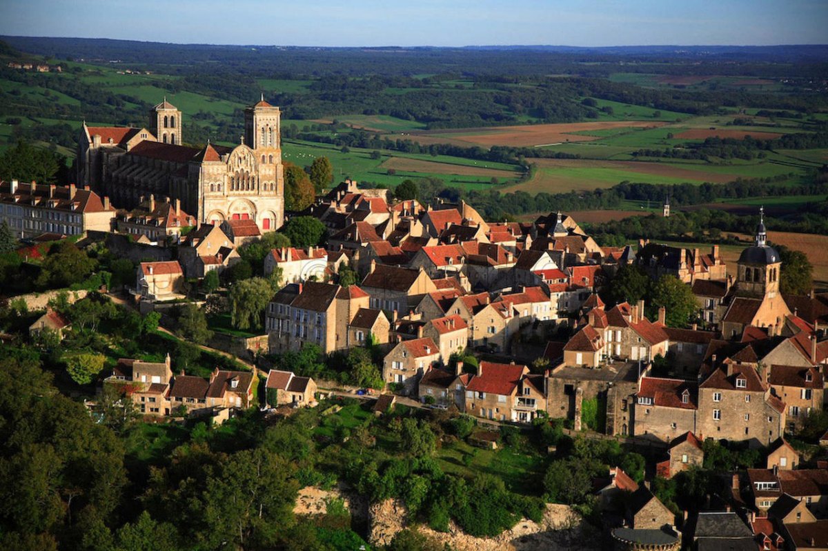 01_Vezelay-et-la-basilique