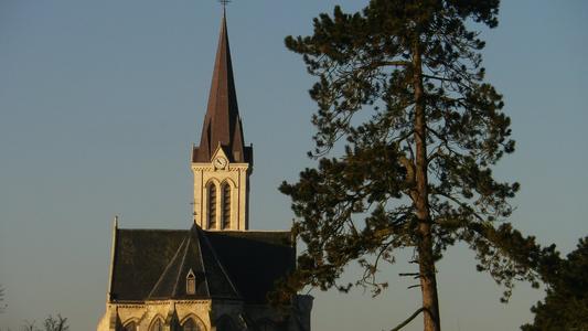 041- L'eglise St-Pierre