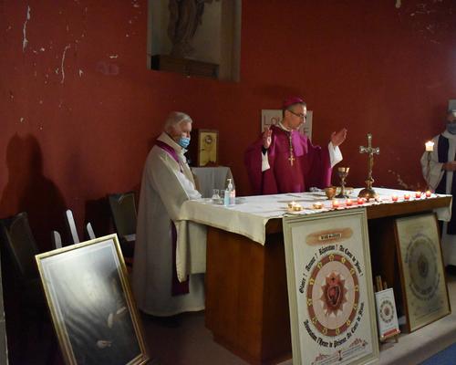 30 22 01 celebration_eucharistique