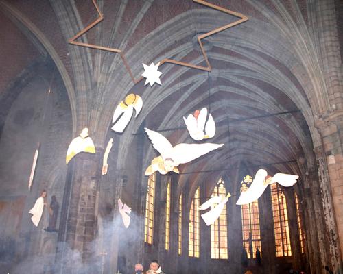 2101_Entrée en Eglise 58