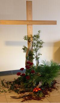 croix fleuri - christine Gambier2