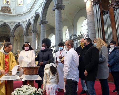 2104_Messe de Pâques 45