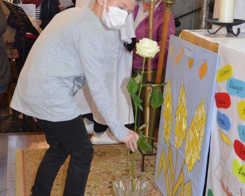 2021-04-18 premières communions à Landrecies 15