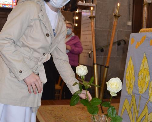 2021-04-24 premières communions à Landrecies 2 3