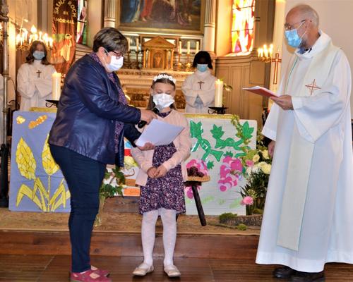 2021-04-24 premières communions à Landrecies 2 19