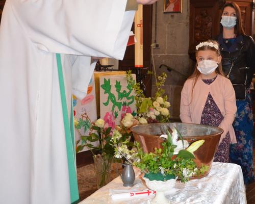 2021-04-24 premières communions à Landrecies 2 23