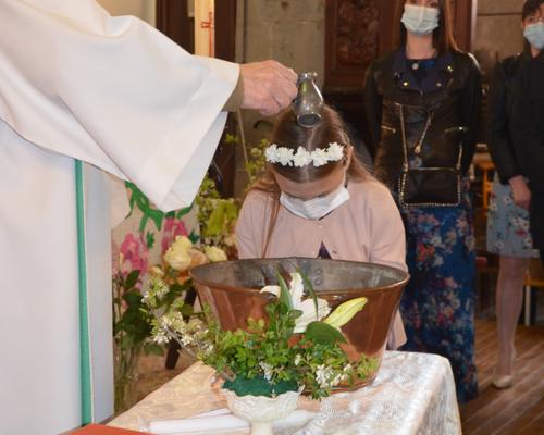 2021-04-24 premières communions à Landrecies 2 24