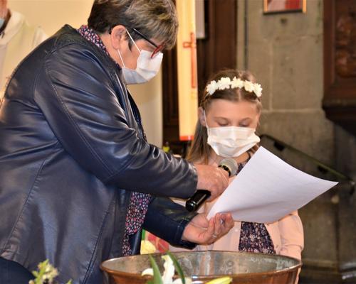 2021-04-24 premières communions à Landrecies 2 26