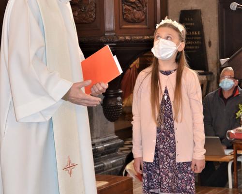 2021-04-24 premières communions à Landrecies 2 45