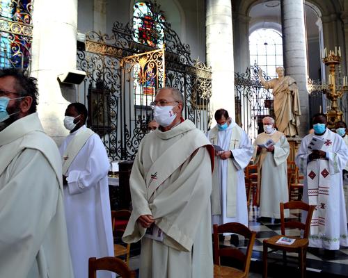 2104_Ordinations au diaconat permanent 50