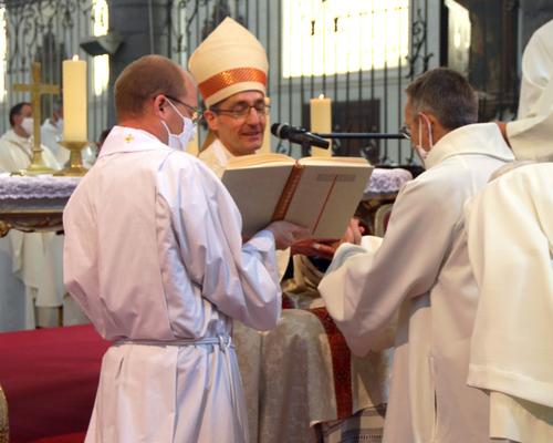 2104_Ordinations au diaconat permanent 65