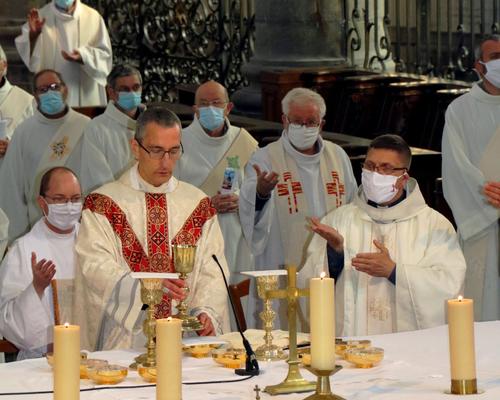2104_Ordinations au diaconat permanent 115