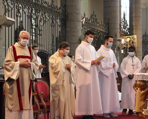 2105_Messe de la Ste Trinité 27