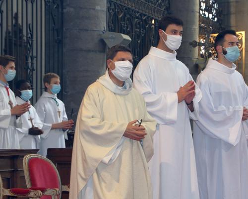 2105_Messe de la Ste Trinité 38