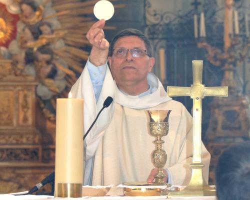2105_Messe de la Ste Trinité 46