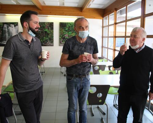 En pleine discussion!