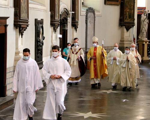 2106_Messe du St Sacrement 12
