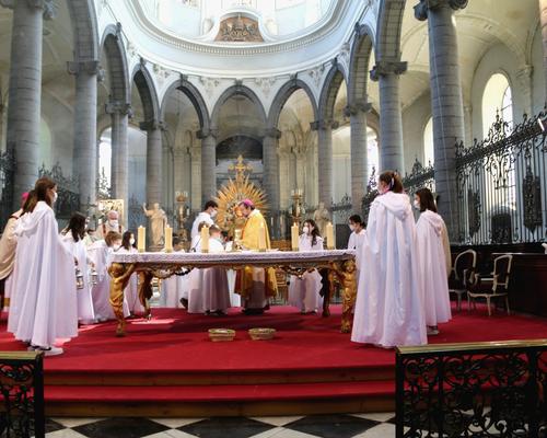 2106_Messe du St Sacrement 57