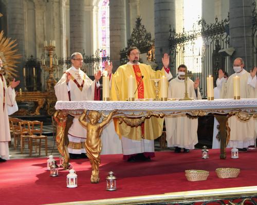 2106_Messe du St Sacrement 66
