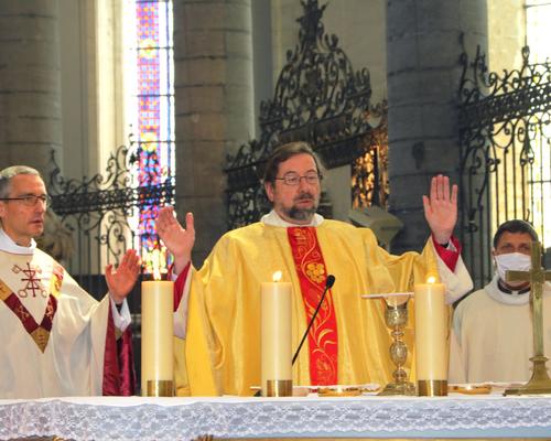 2106_Messe du St Sacrement 67