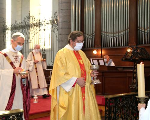 2106_Messe du St Sacrement 70