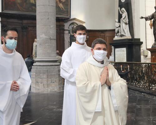 2106_Messe du St Sacrement 81