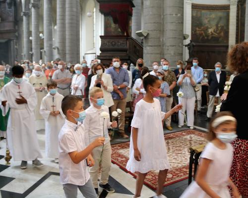 2106_1ères  communions (St Jean GR1) 18