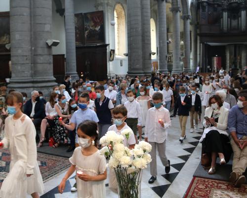 2106_1ères  communions (St Jean GR1) 84