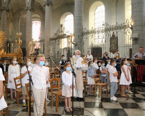 2106_1ères  communions (St Jean GR1) 109