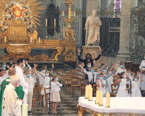 2106_1ères  communions (St Jean GR1) 115