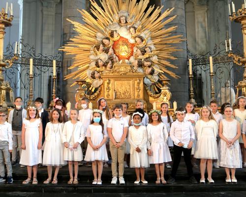 2106_1ères communions (St Jean GR2) 4