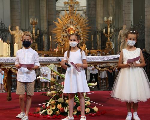 2106_1ères communions (St Jean GR2) 67