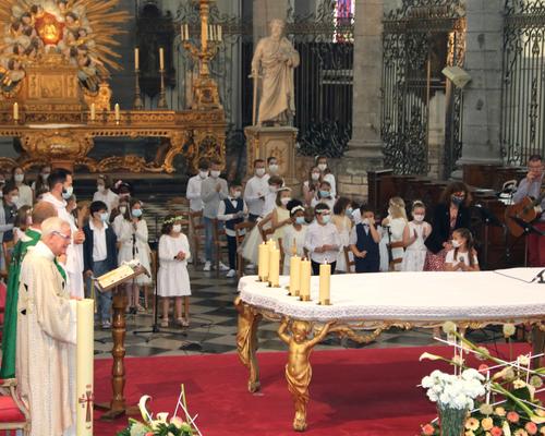 2106_1ères communions (St Jean GR2) 114