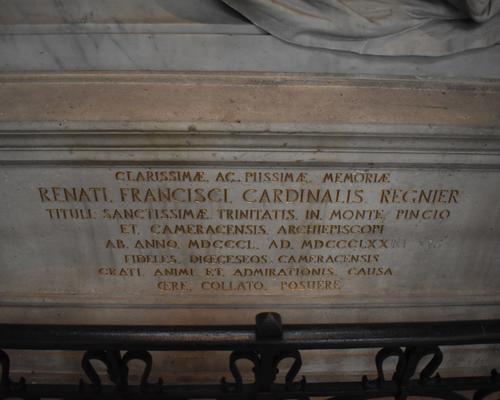 Mgr_Regnier_monument_funeraire_(2)