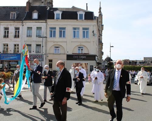 Procession Th D 2021 0815 (16)