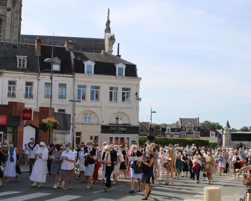 Procession Th D 2021 0815 (19)
