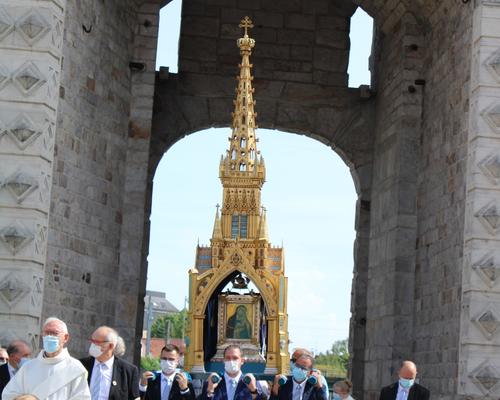 Procession Th D 2021 0815 (46)