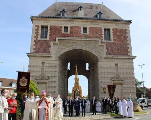 Procession Th D 2021 0815 (47)