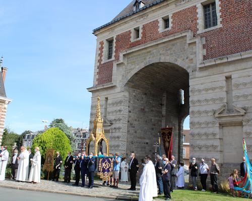 Procession Th D 2021 0815 (49)