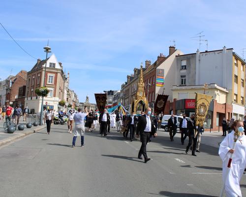 Procession Th D 2021 0815 (73)