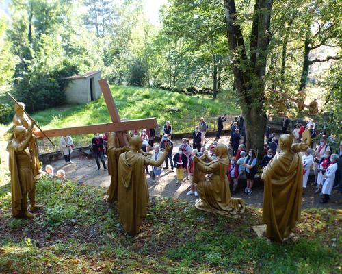 20210820-chemin-croix-montagne (9)