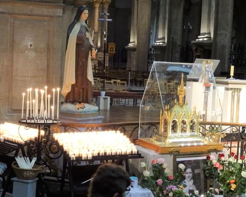 Reliques Ste Thérèse Cath 2021 09 21 (1)