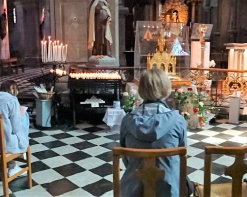 Reliques Ste Thérèse  Cath 2021 09 21 (15)