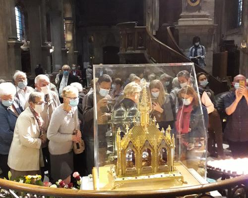 Reliques Ste Thérèse  Cath 2021 09 21 (26)