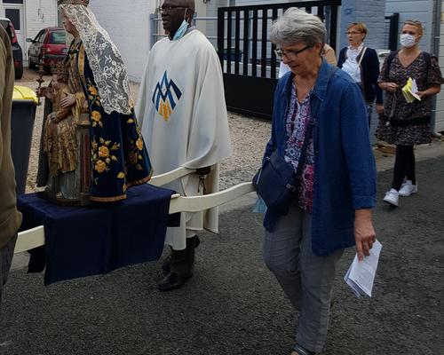 2109_Procession aux 3 chapelles 7