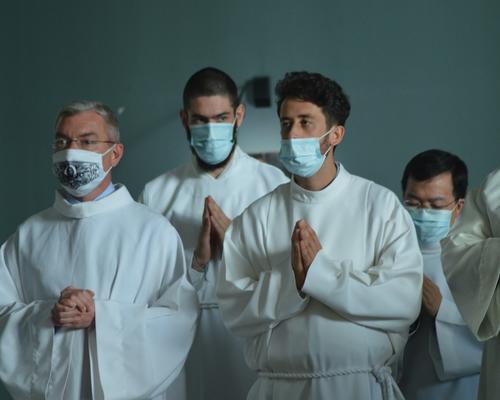 ordination diaconale Julien SAUVE 84