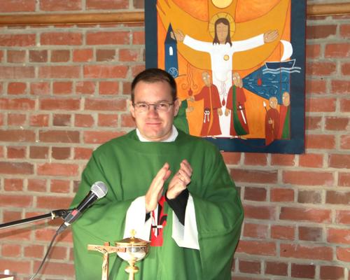 2110_Messe des petits 80