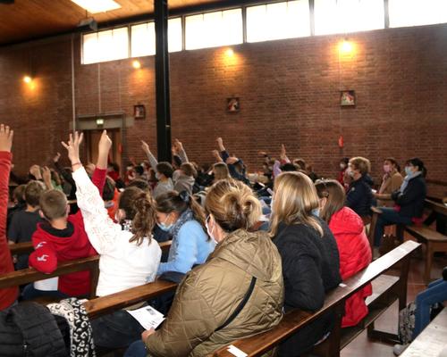 2010_Remise du Nouveau Testament (St-Jean) 17