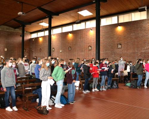 2010_Remise du Nouveau Testament (St-Jean) 29