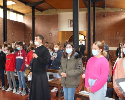2010_Remise du Nouveau Testament (St-Jean) 63